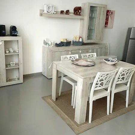 Apartment Dimora Male